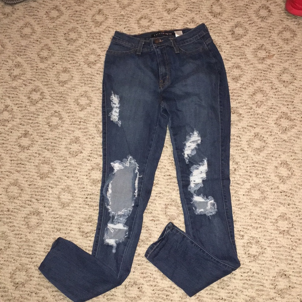 Fashion nova beach bum jeans size 7